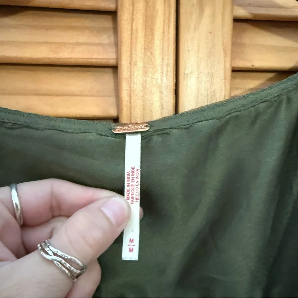 Free People Green V neck dress size medium - Picture 2 of 7